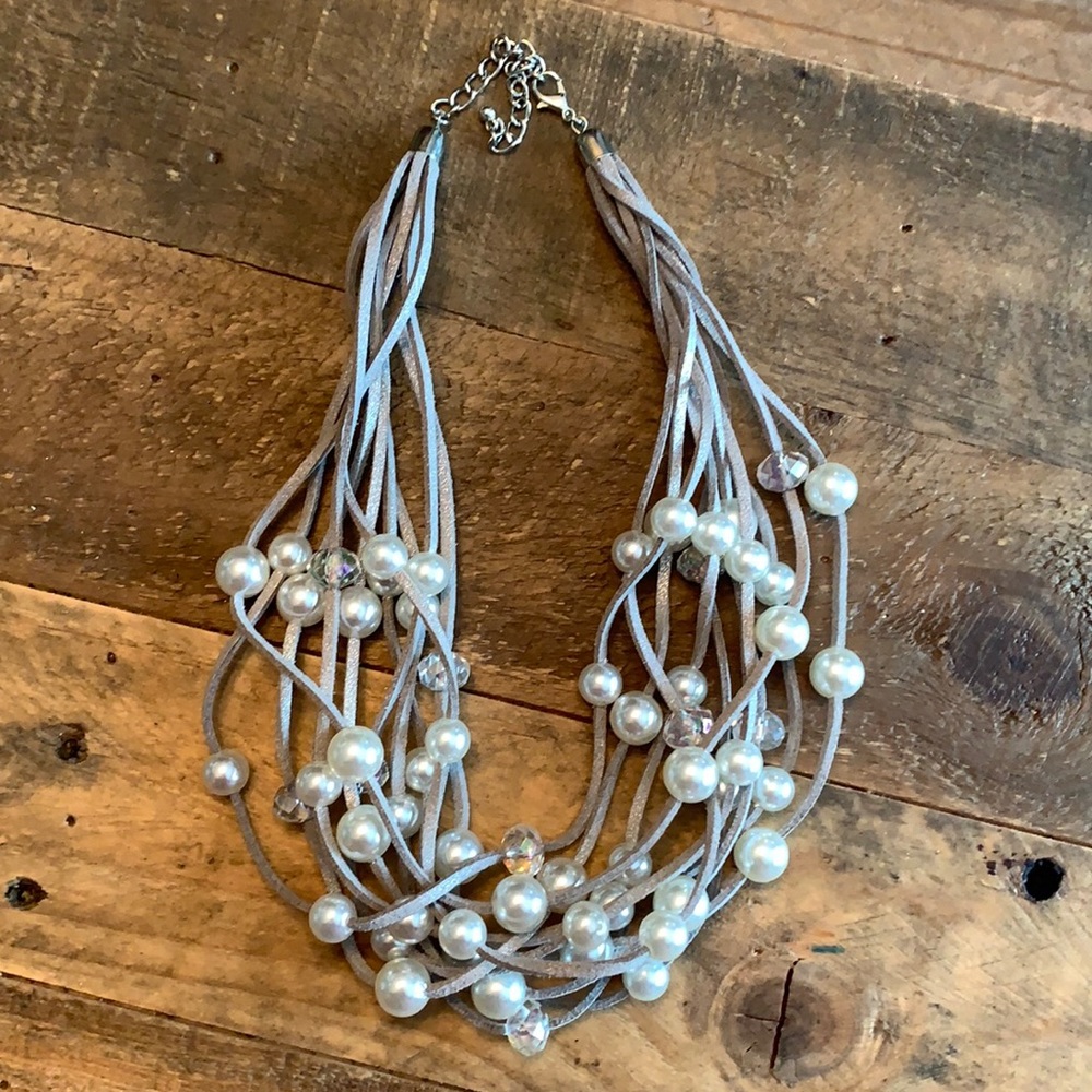 Statement necklace